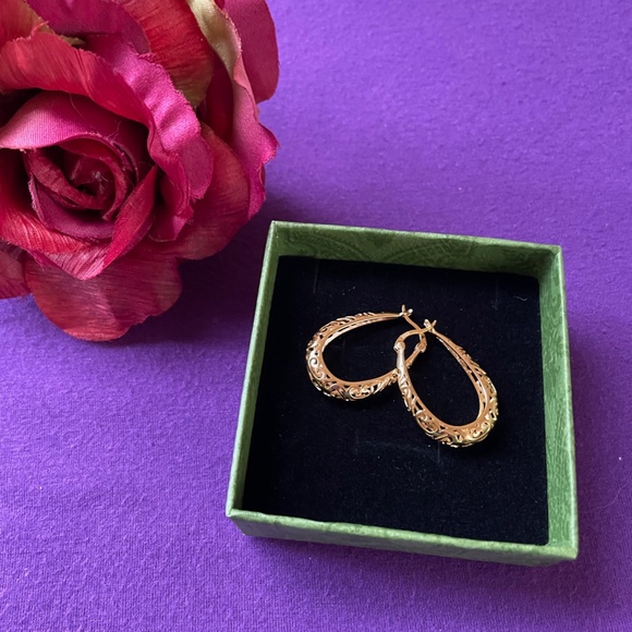 Brand New Vintage Fashion Hoop Drop Earrings for Women! - Picture 6 of 6